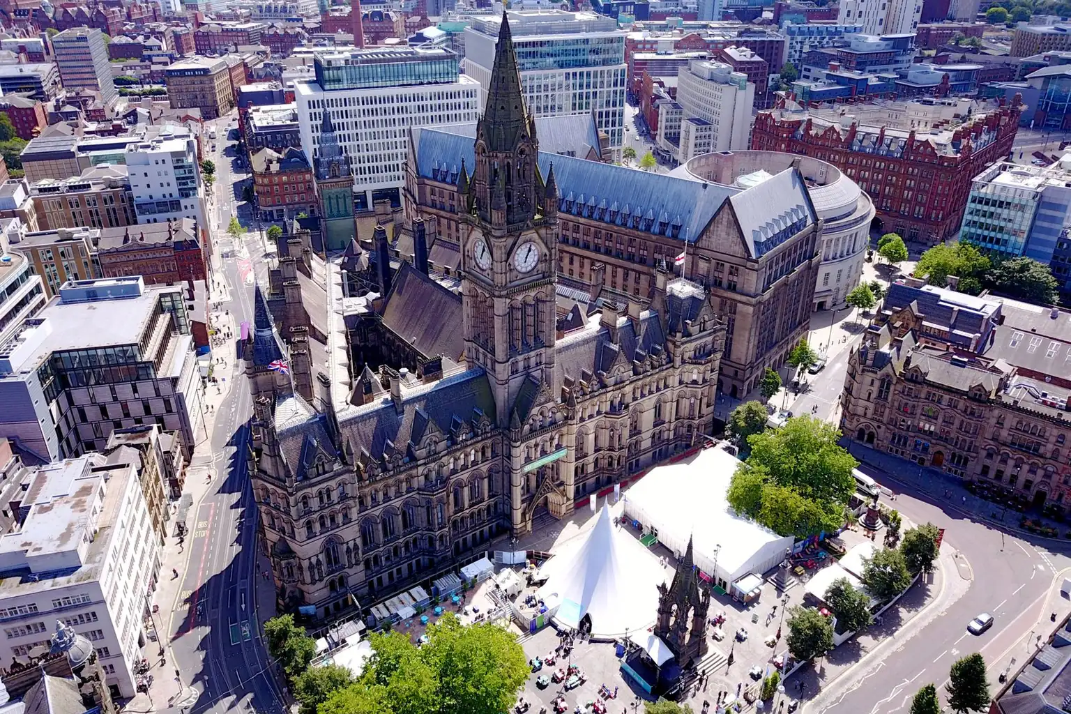 Manchester Town Hall and civic architecture in the city centre